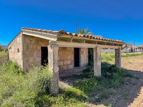 Terreno urbano de 0,06 ha en venta en Porreres, Baleares