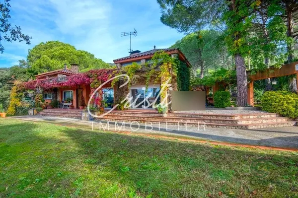 Casa de 0,25 ha en venta en Santa Cristina D`aro, Girona
