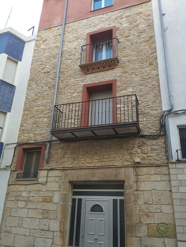 Spot image