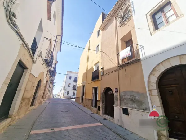 Spot image