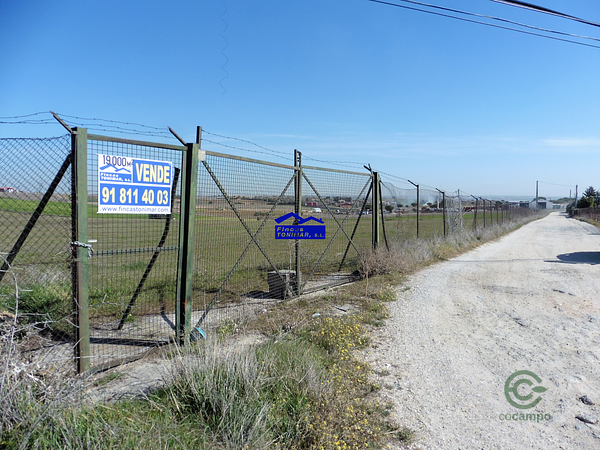 Finca rústica de 1,9 ha en venta en Madrid