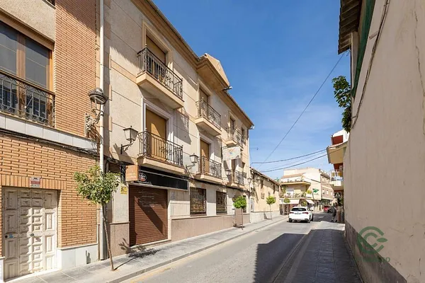 Casa de 0,0694 ha en venta en Alhendin, Granada