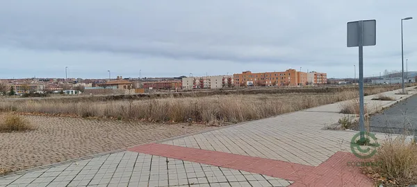 Casa de 0,2008 ha en venta en Ávila, Ávila