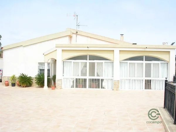 Casa de 0,18 ha en venta en Crevillent, Alicante