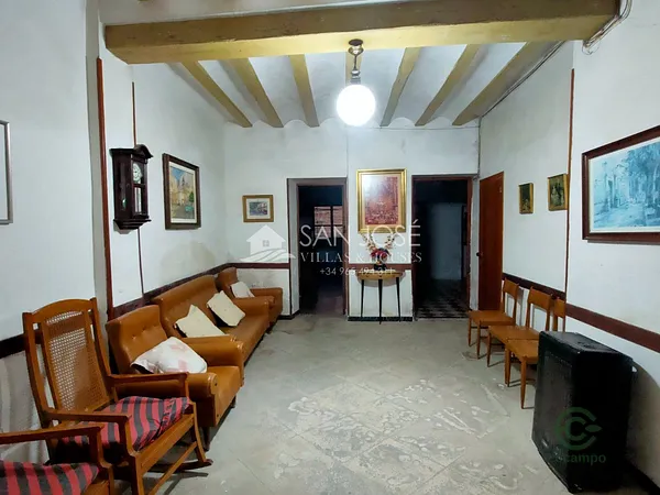 Spot image