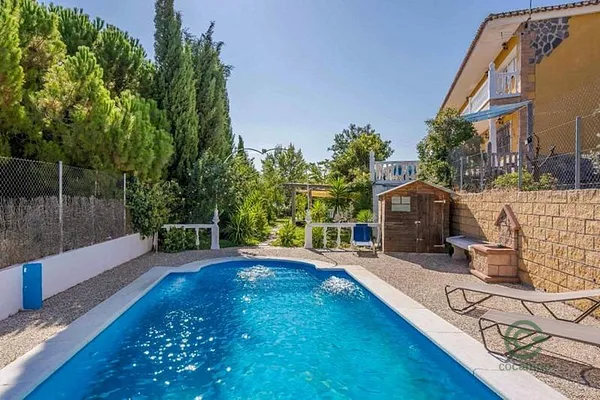Finca rústica de 0,1412 ha en venta en Padul, Granada