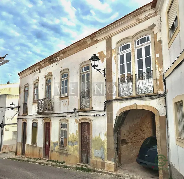 Spot image