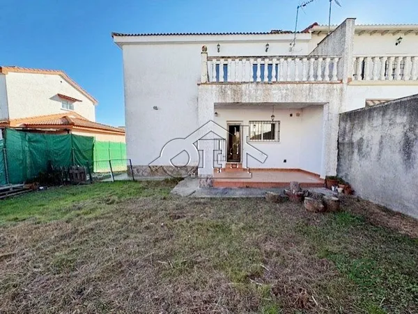 Casa de 0,0308 ha en venta en Santa olalla, Toledo