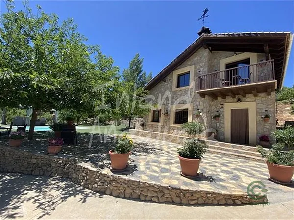Finca rústica de 0,9186 ha en venta en Alcala la Real, Jaen