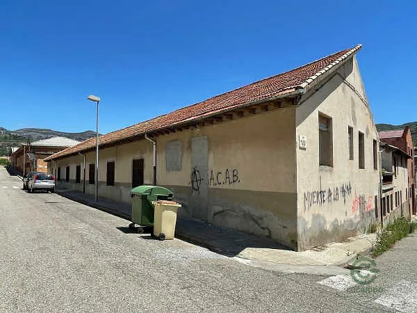 Casa de 0,161 ha en venta en Pobla de segur, Lérida
