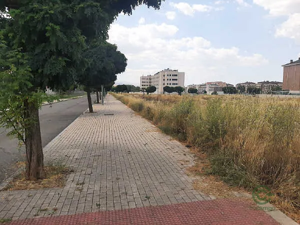 Casa de 0,1 ha en venta en Ávila, Ávila